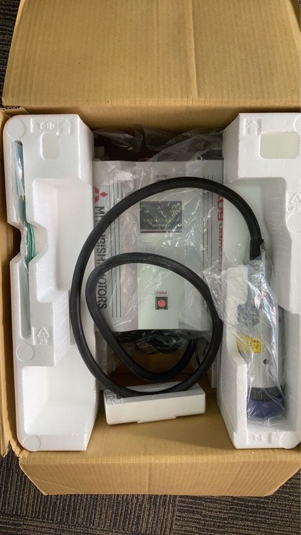 三菱　MiEV power BOX ミーブパワーボックス　取扱説明書付