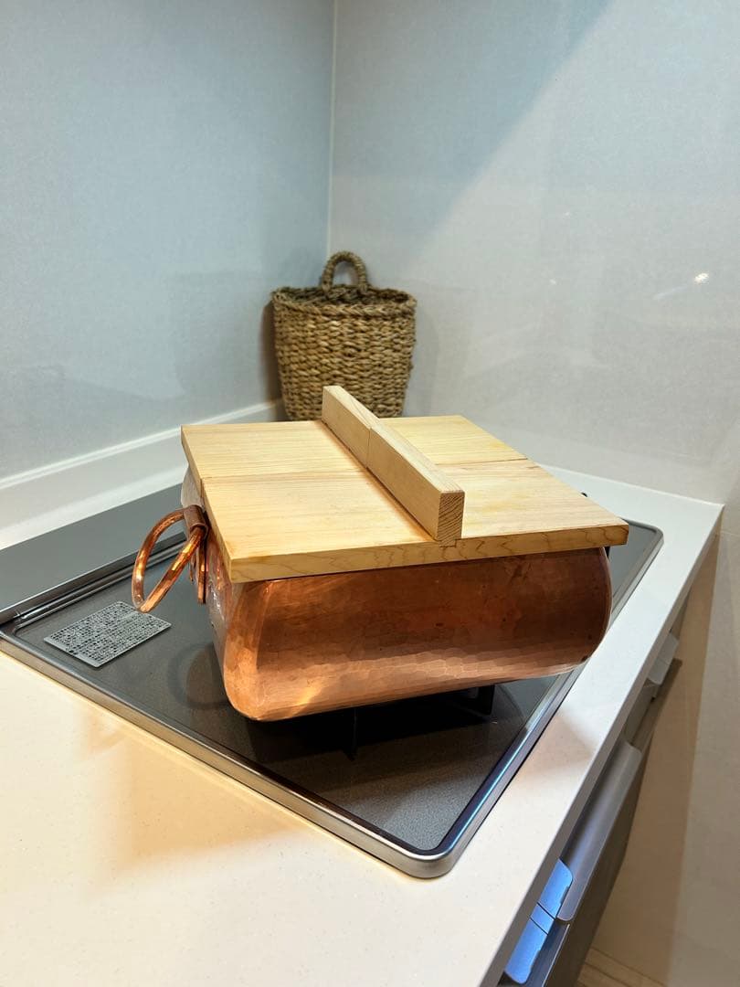 茂作　銅製四角鍋 木製蓋付き