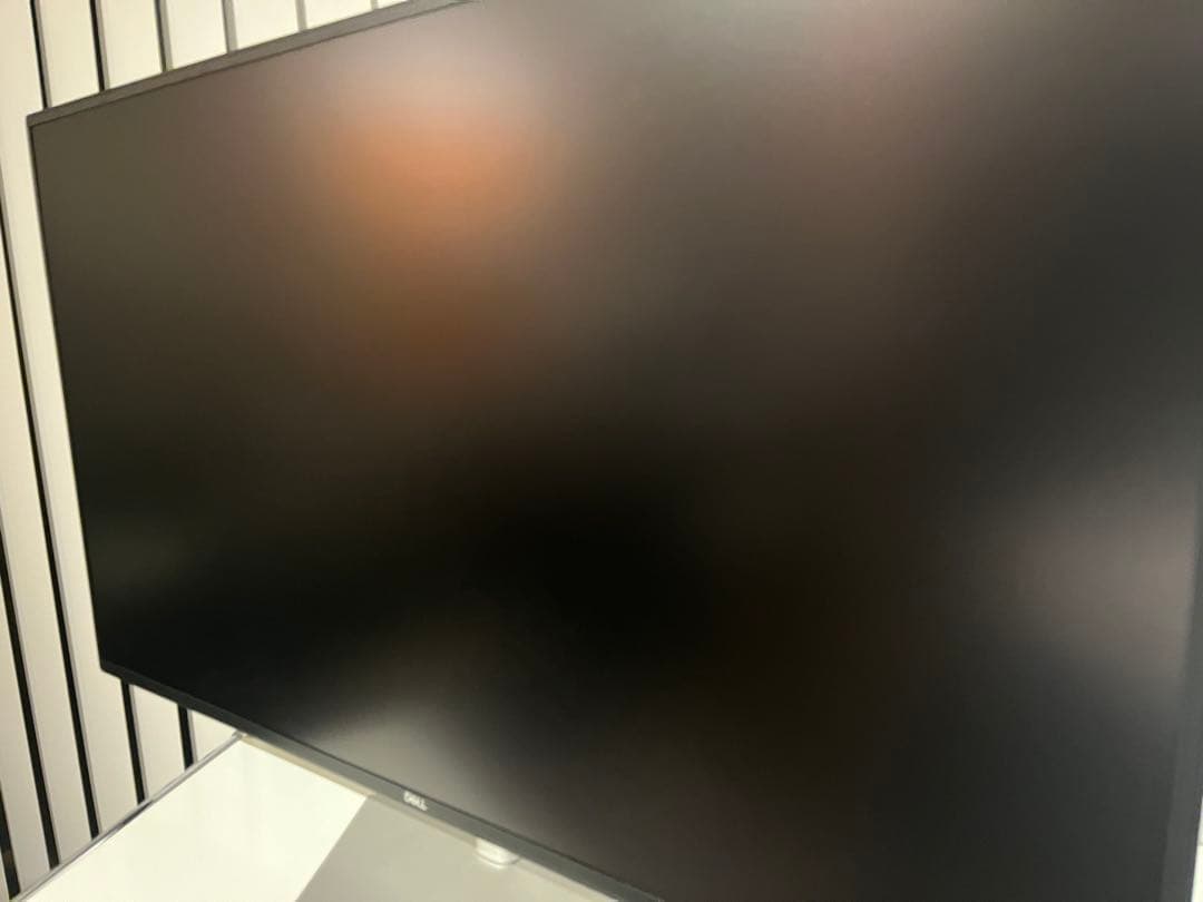 Dell 43インチ 4K USB-C ハブ モニター U4323QE