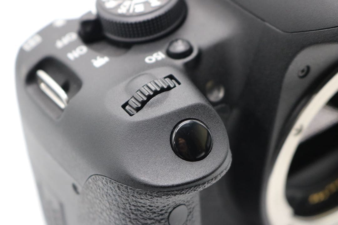 超美品 【Canon EOS Kiss X7i ダブルレンズセット】 安心取引