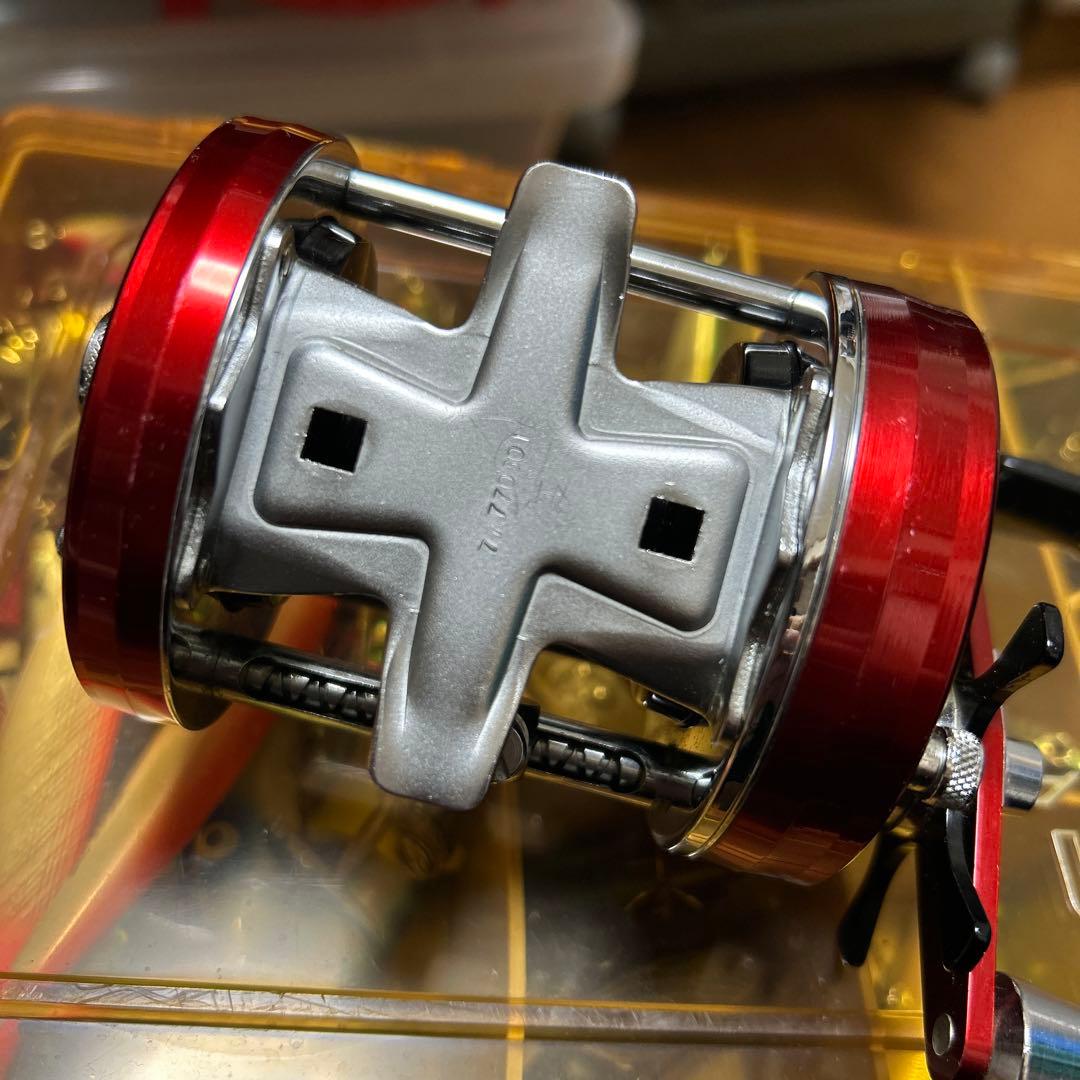 ABU7000 77年山型モデル