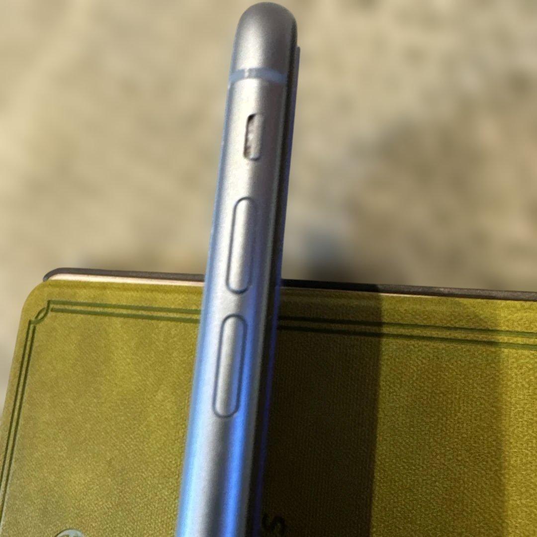 iPhone XR ブルーSIMフリー 最短で発送