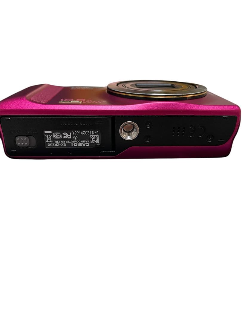 極上♪超美品★カシオ CASIO EXILIM EX-ZR200 ワインレッド