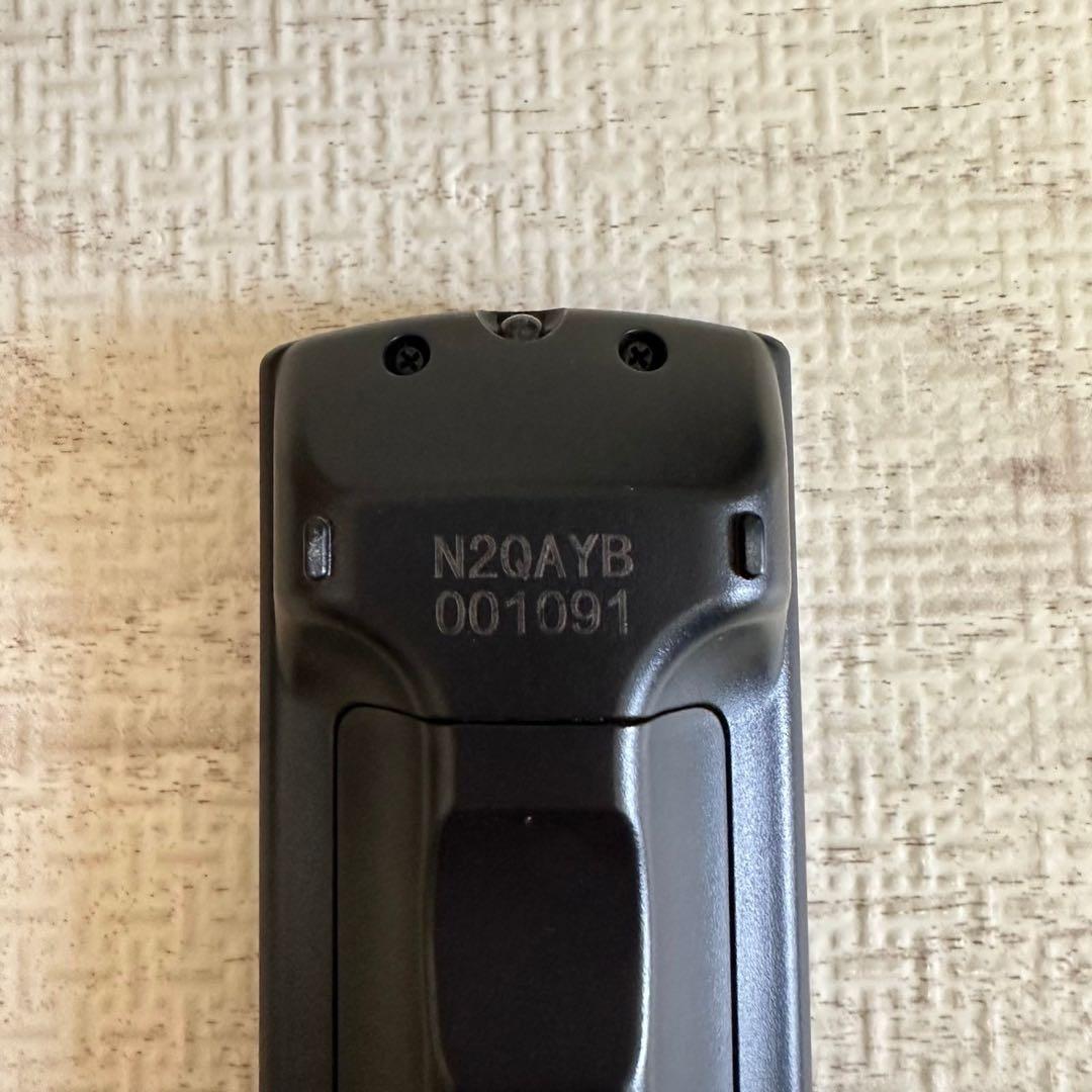 Panasonic パナソニック　TH-32F300 スタンド付き　2018年