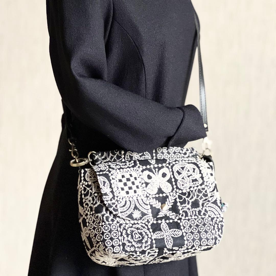 ミナペルホネン コロンとしたショルダーバッグMB510-071