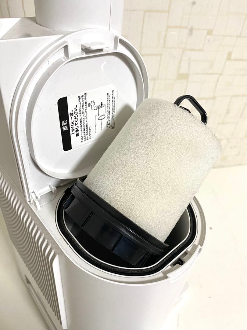 shark シャーク スティッククリーナー　CS150JAE ゴミ収集ドック付き