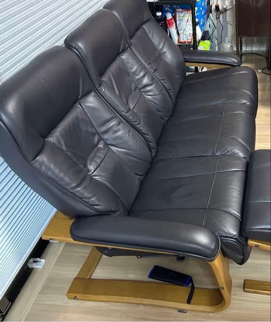 富士ファニチア　ソファ　本革　3人掛け　三人　レザー