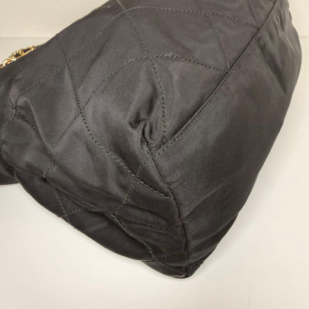 PRADA チェーンショルダーバッグ キルティング ナイロン プレート