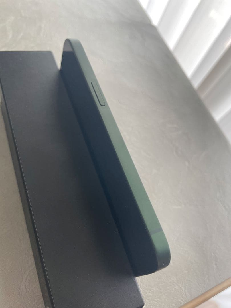 【最終値下】iPhone 13 グリーン 128GB SIMフリー 付属品完備