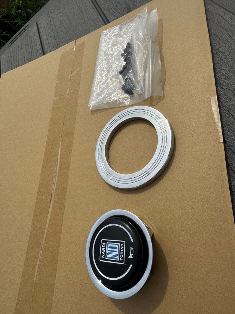 ゆ*ん様 ナルディ　ウッドステアリング　ハンドル