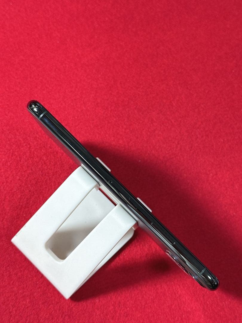 7247iPhone 11PROMAXミッドナイトグリーン64GB simフリー