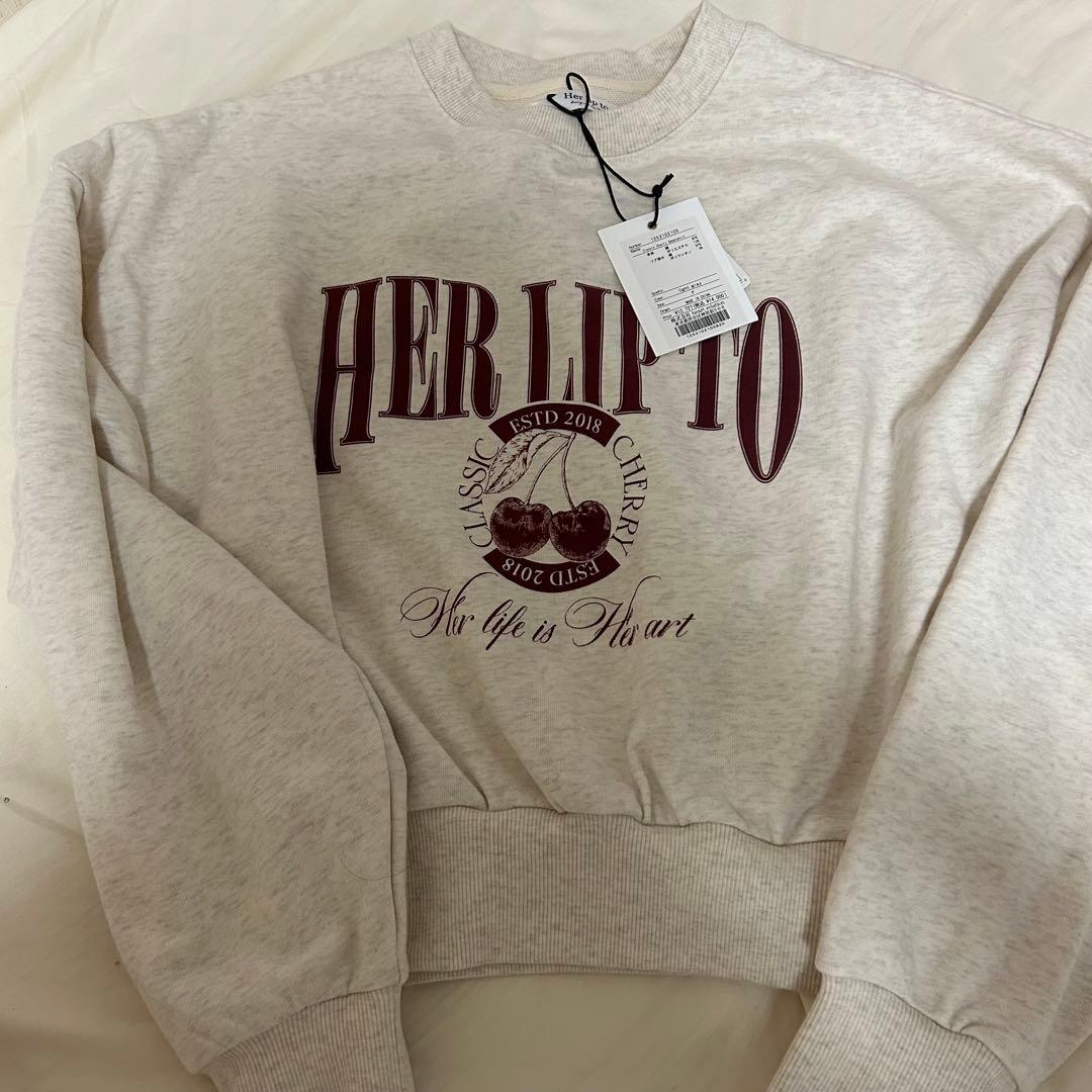 新品未使用　herlipto Classic Cherry Sweatshirt