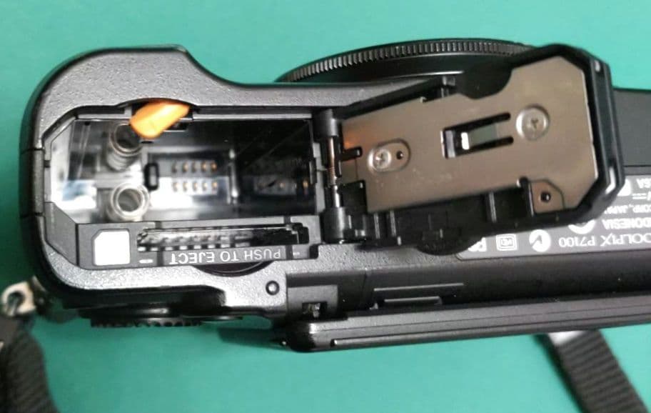 デジタルカメラ Nikon COOLPIX P7100