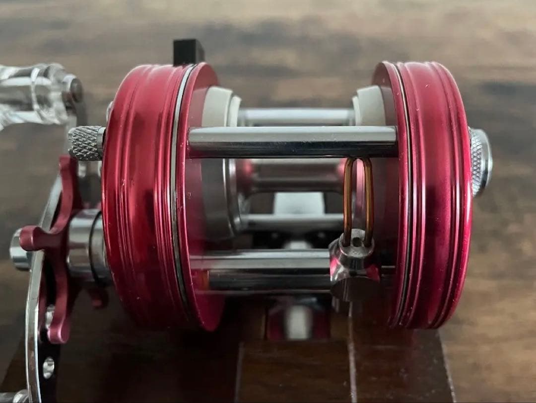 ABU Ambassadeur 2500C アンバサダー ノスタルジア 赤レッド