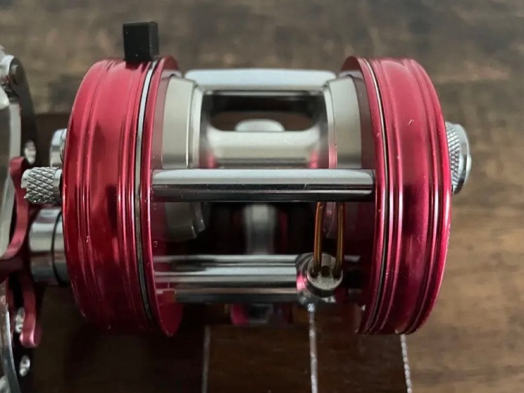 ABU Ambassadeur 2500C アンバサダー ノスタルジア 赤レッド