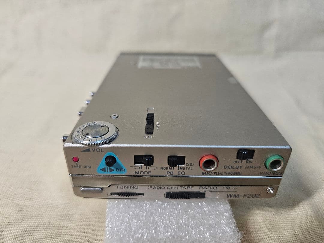整備済み動作美品 WM-F202 カセットウォークマン　ポータブルプレイヤー