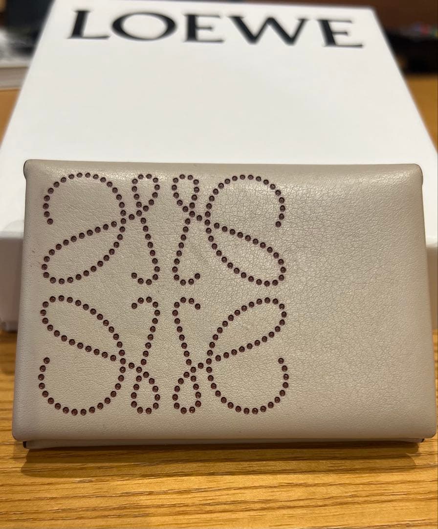 gmさま専用　 LOEWE ベージュ レザー 名刺入れ