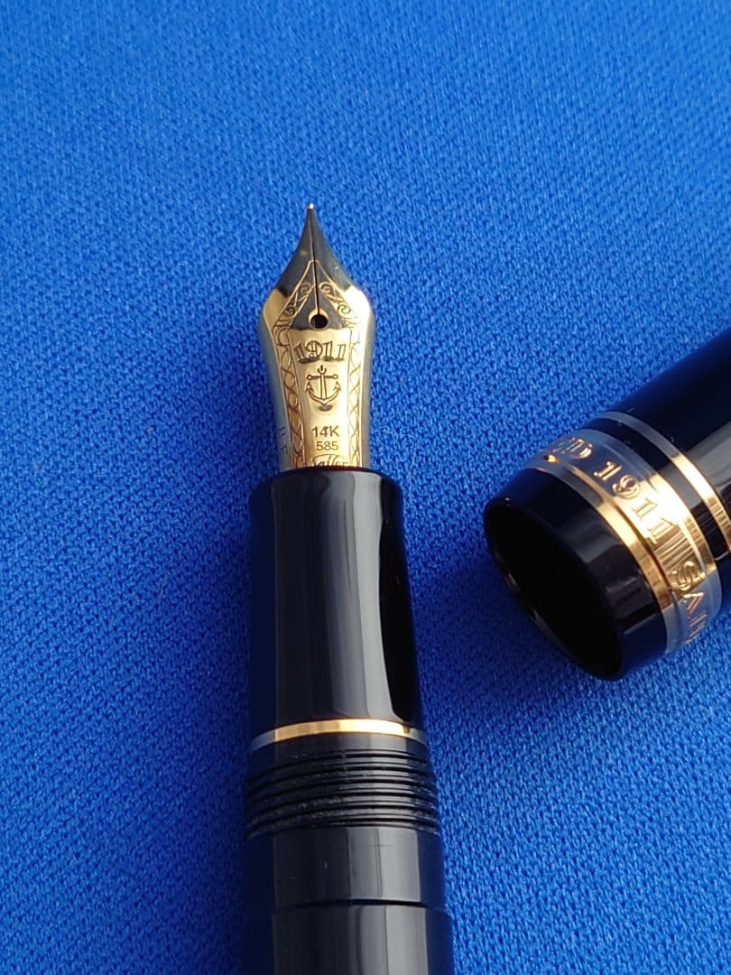 処分　セーラー万年筆 プロフィットスタンダード万年筆 ブラック EF