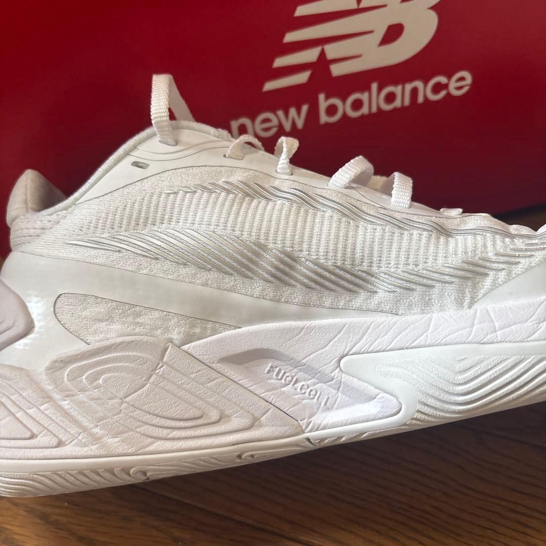 ニューバランス TWO WXY V5【BB2WYWT52E】