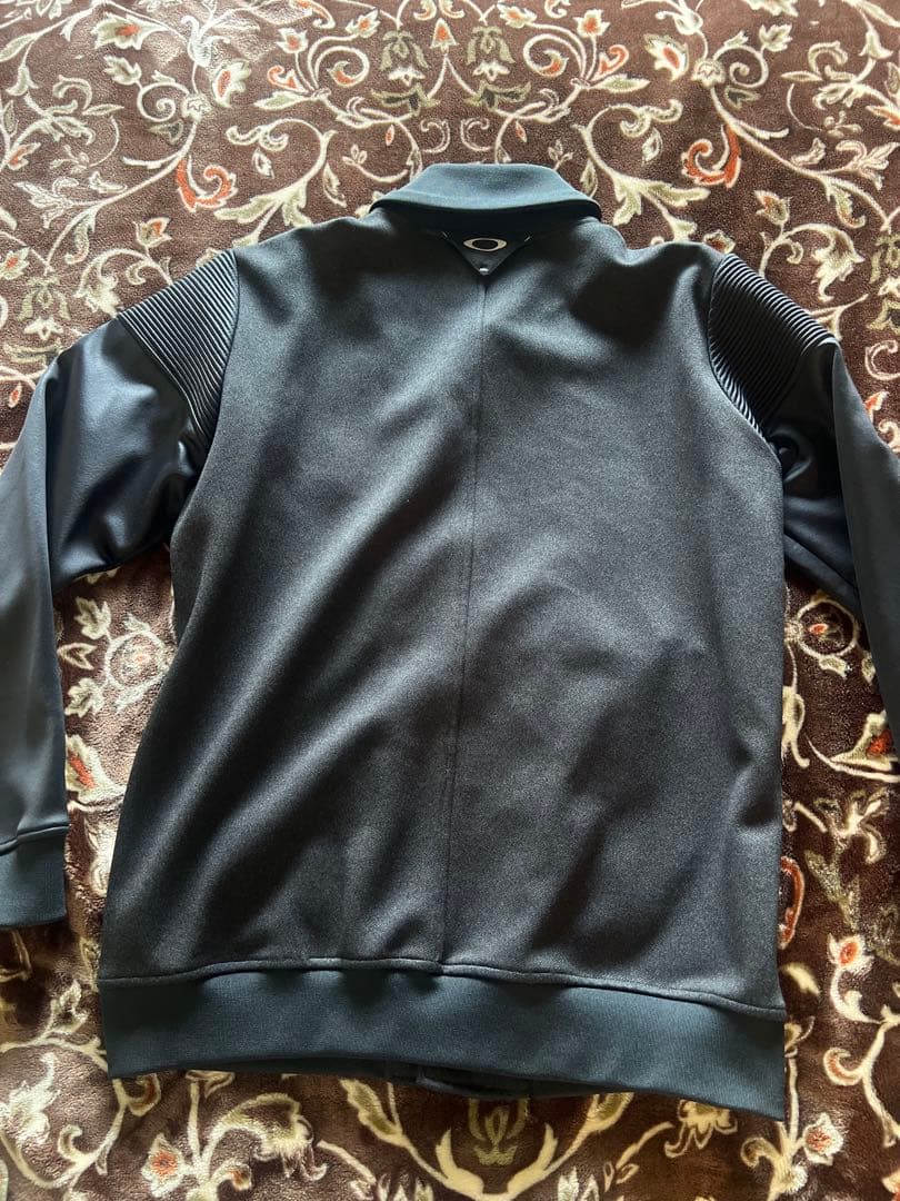 極美品 オークリー スカル ゴルフブルゾン ブラックXL