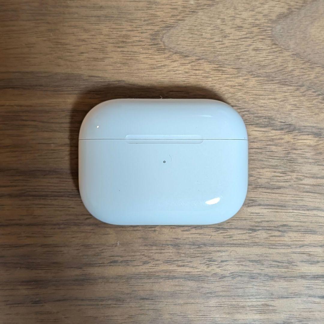 Apple AirPods Pro 本体 ホワイト 充電ケース付き