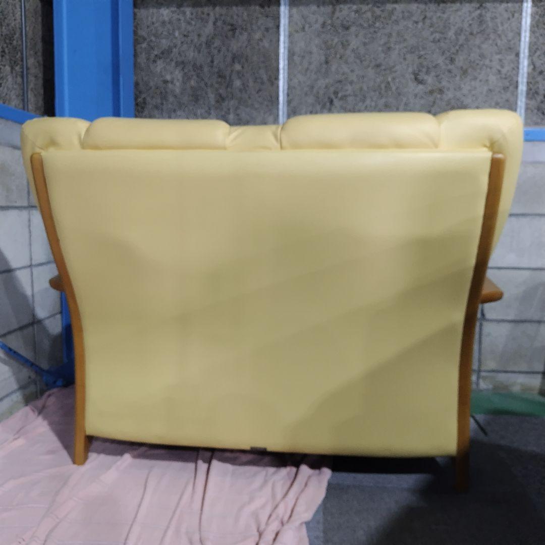 カリモク　KARIMOKU　2人掛けソファ　イエロー　木目　L1415