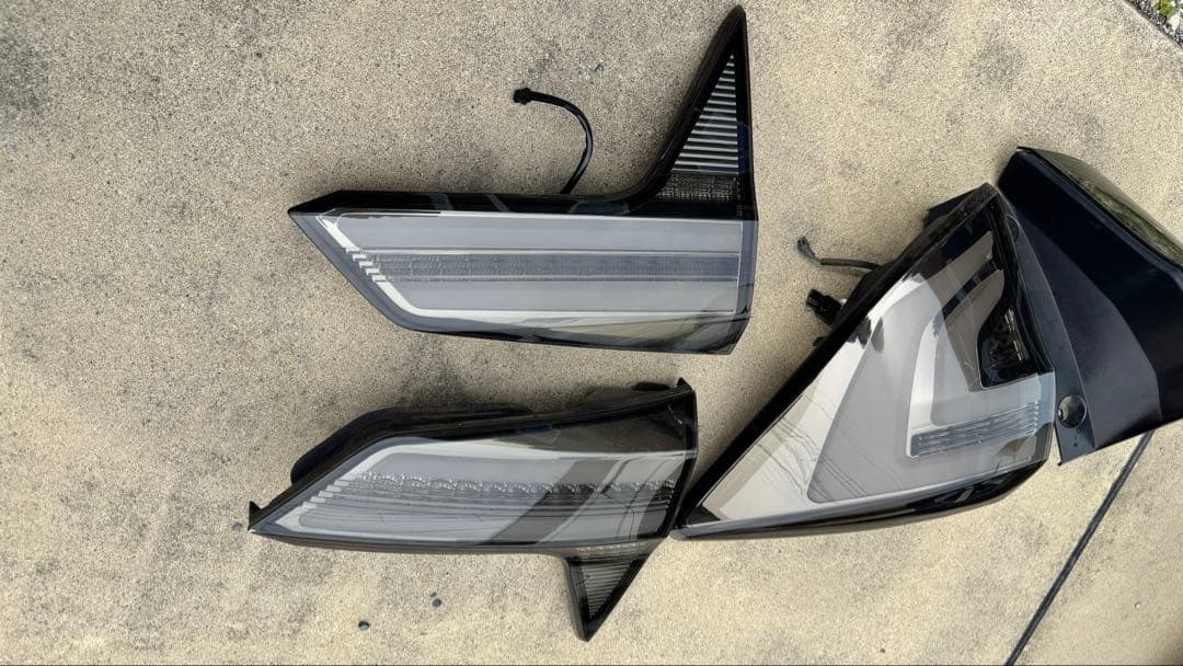 VEZEL スモークLEDテールランプ　シーケンシャル　ヴェゼル RU1 RU3