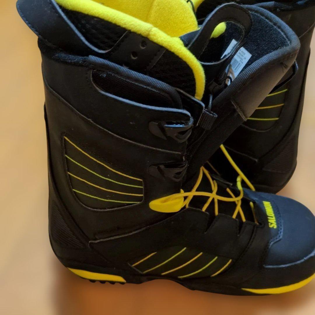 SALOMON スノーボードブーツ SYNAPSE WIDE ブラック/イエロー