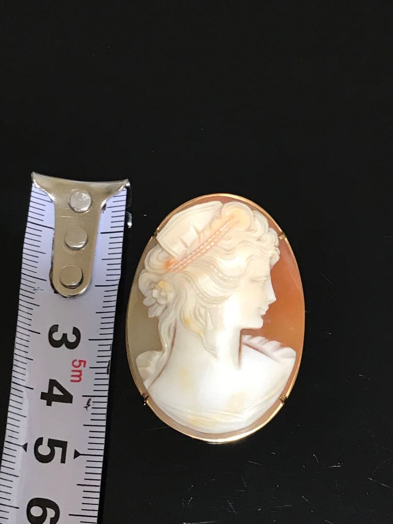 人気商品、激レアなk18作家のカメオ、ブローチ、トップ