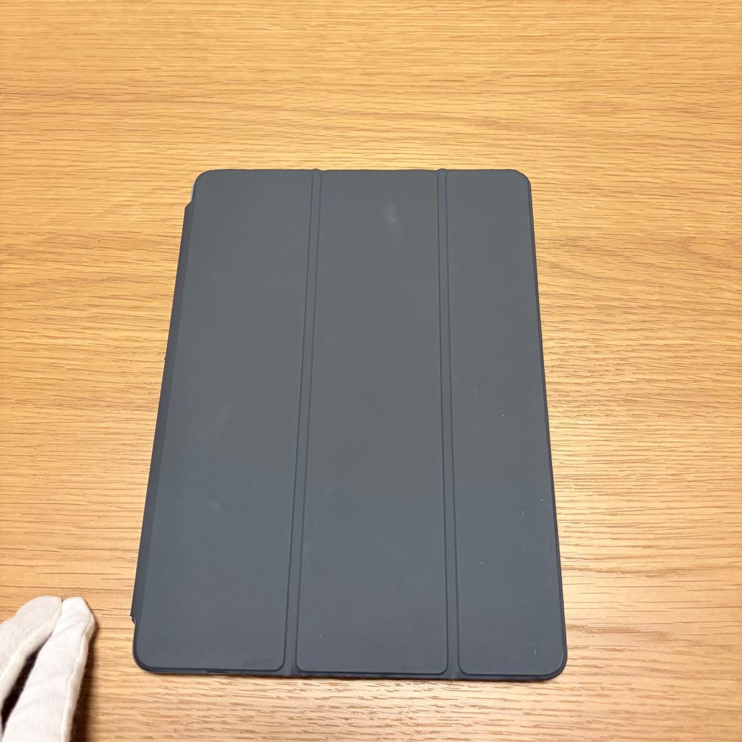 iPad 第六世代 32GB 【ケース・フィルム付き】