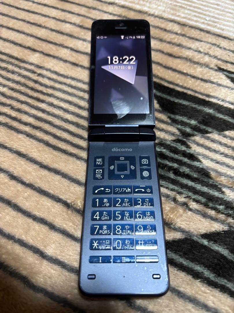携帯電話本体 docomo ky-42c DIGNO