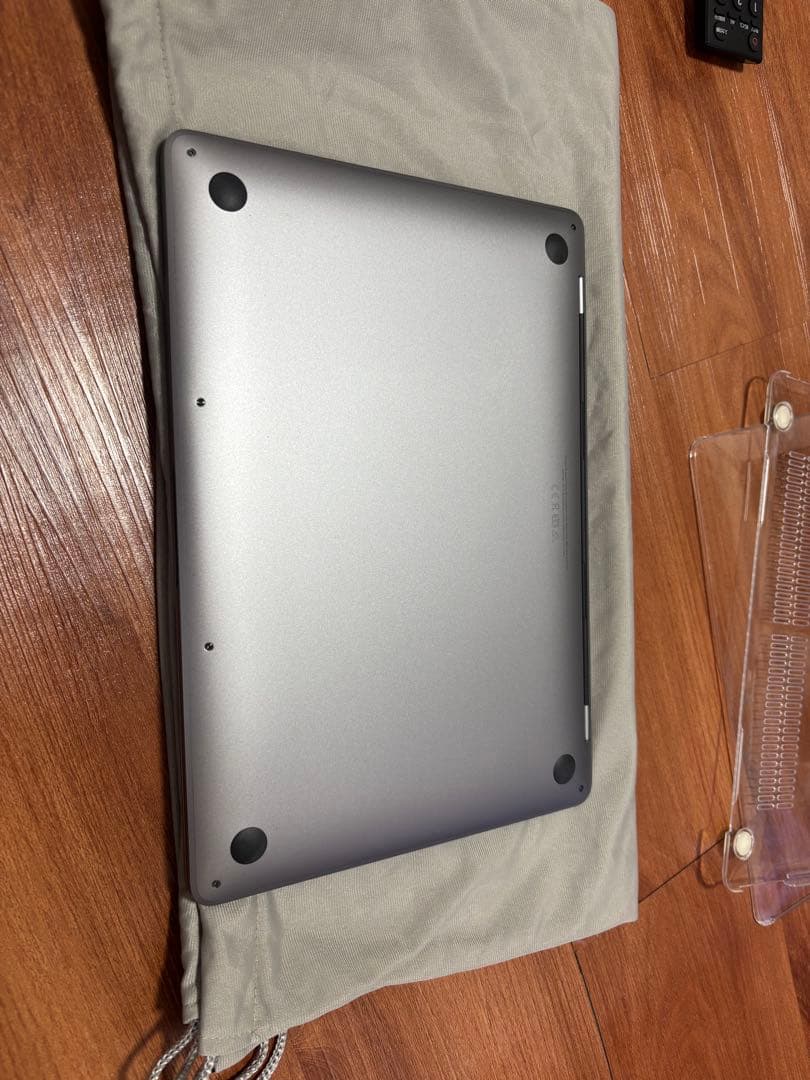 MacBook Pro スペースグレイ　2022年モデル