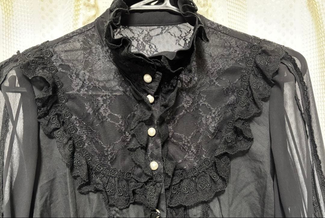 29日まで価格★アンジェリックプリティ　姫袖ブラウス　美品