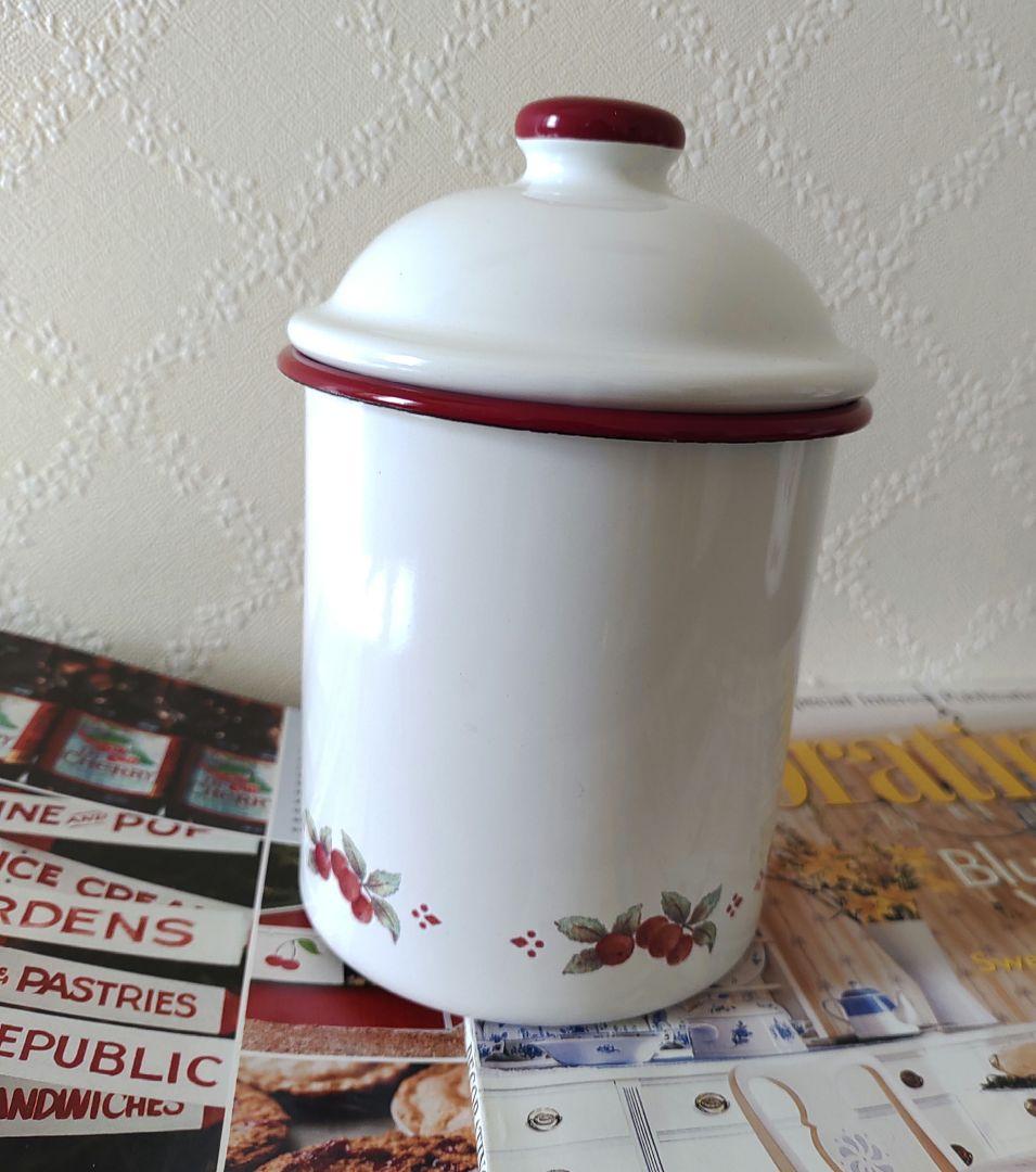 マニー　ロココ　ホーローキャニスター