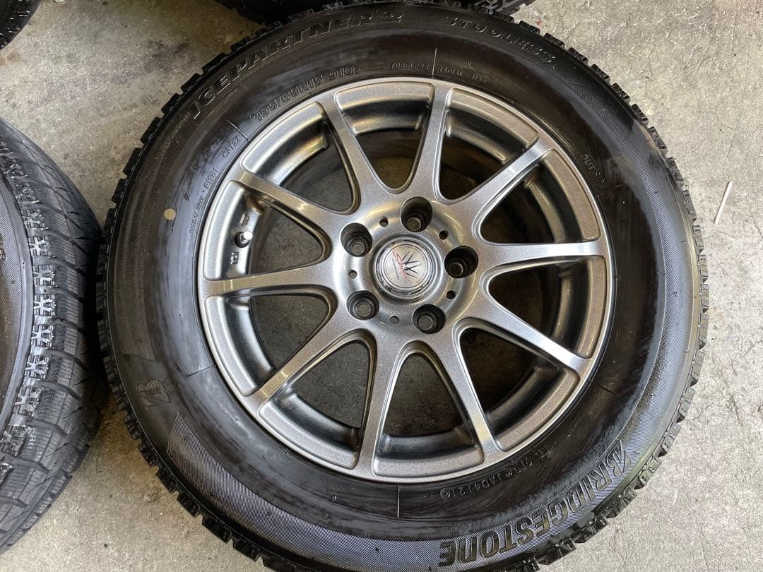 Richard Yatsu 様25.26.27セレナ用　195/65R15