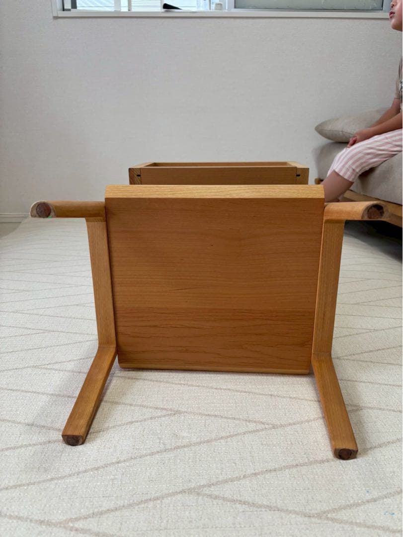 ケユカ　サイドテーブル　KEYUKA