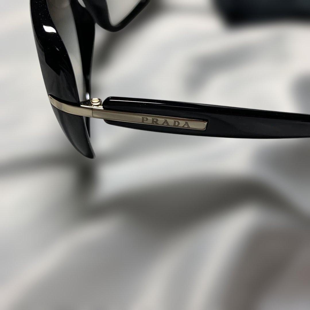 プラダ　サングラス　未使用
