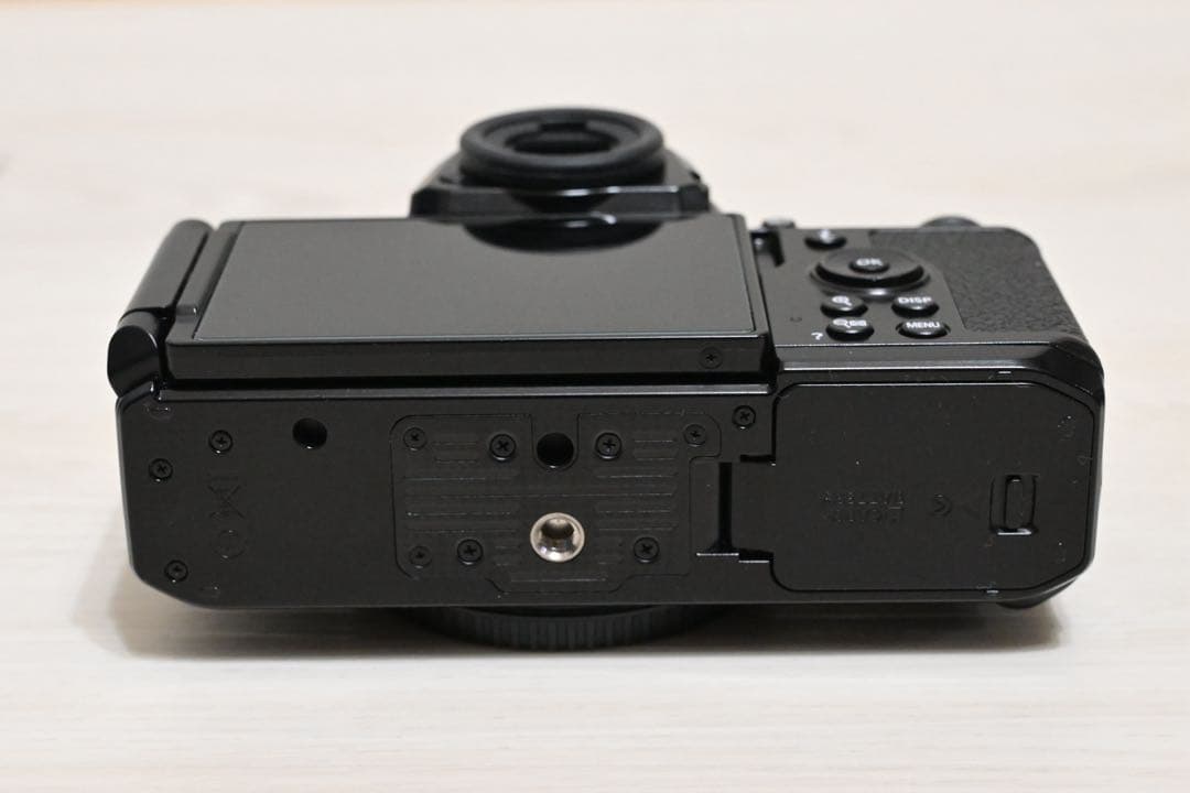 Nikon ニコン Zf ボディ