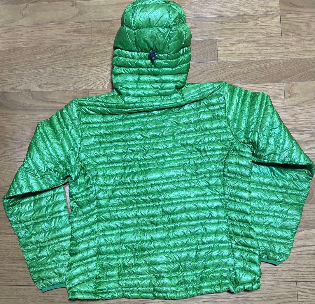 パタゴニア軽量ダウンジャケット Ultralight Down Hoody