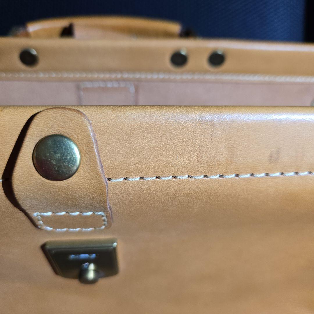 HERZ ヘルツ⭐ソフトダレスバッグ 本革 キャメル 鍵付き