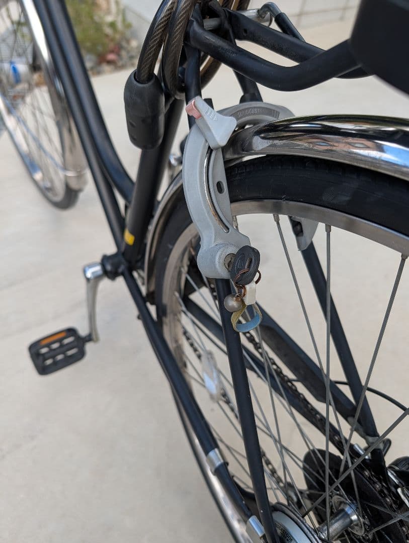 ブリヂストンNOLKOG R6 点灯虫 27型 外装6段変速 T.Xクロツヤケシ