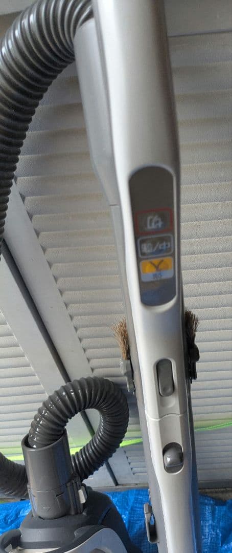 三菱　be-k 紙パック式掃除機　2022年製