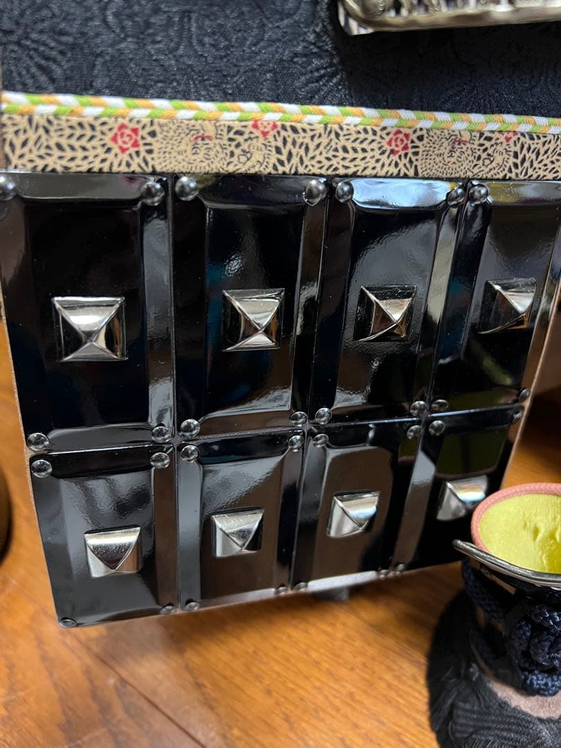 五月人形　いぶし銀昇龍鎧飾り　大和