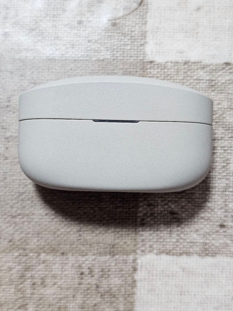 移転セール！　ケース、イヤホンバッテリー新品　wf-1000xm4 シルバー