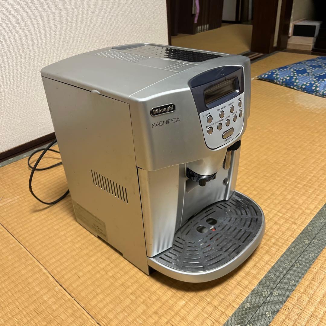 デロンギ　全自動コーヒーマシン　ESAM1500DK Delonghi