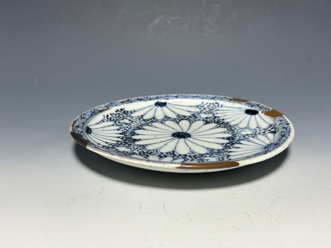 「 PRICE DOWN 」初期伊万里点描菊花文小皿