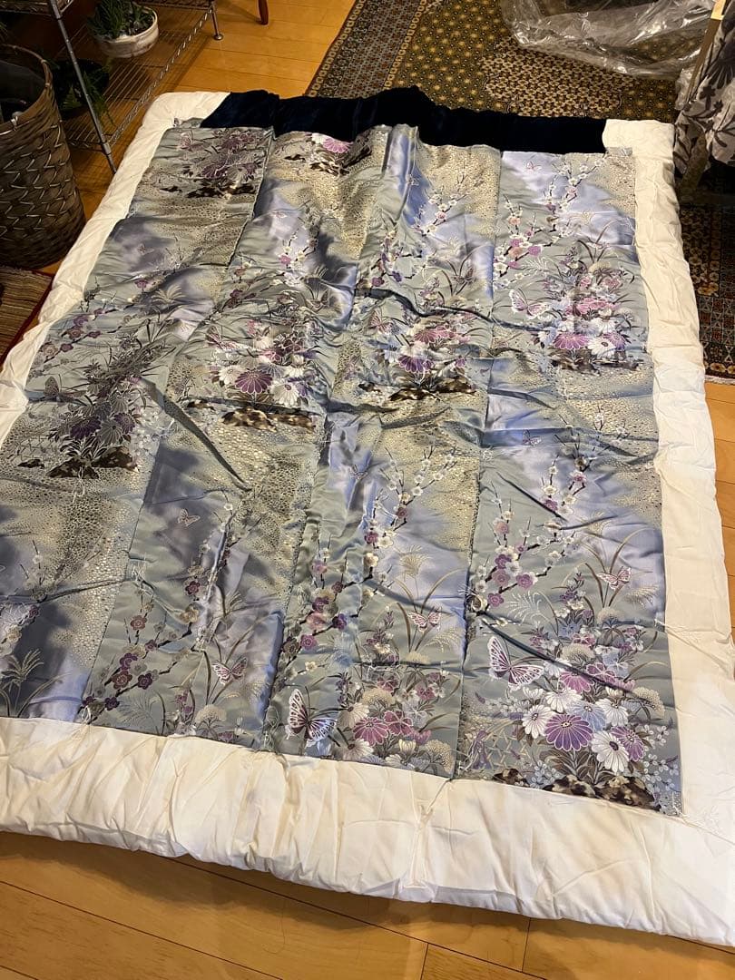 Ｐ２９５花柄シルク掛け布団 シングルサイズ