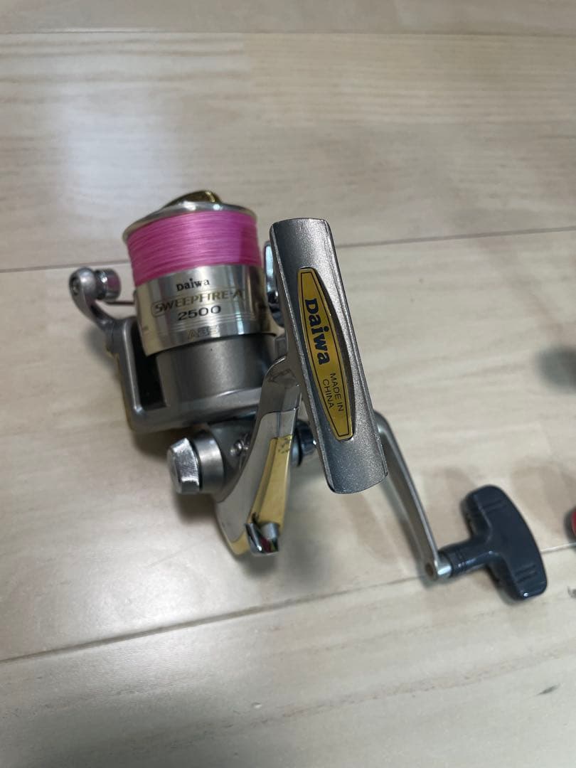 オリムピア　カラマレッティRossoロッドとSophia リールのエギングセット