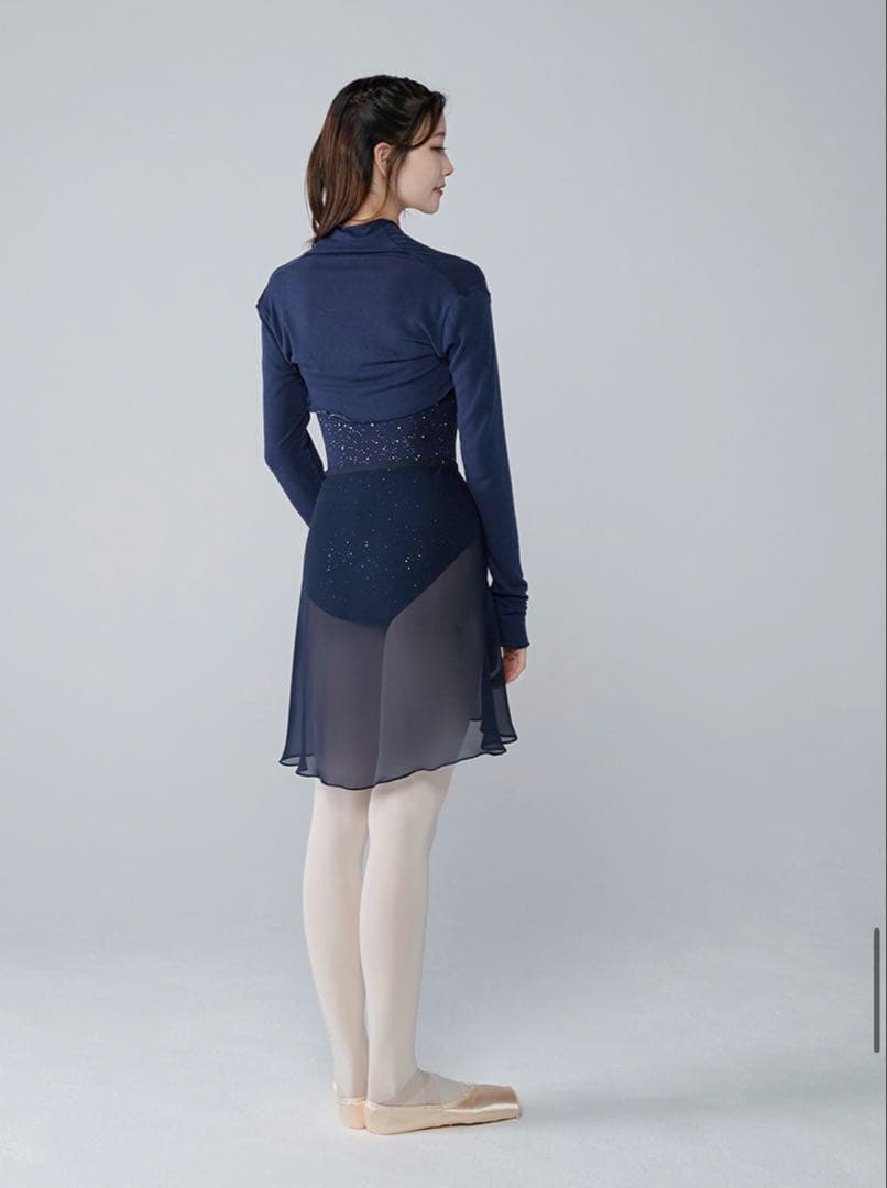 バイプリエ　ニットシャーリングシュラグ　ネイビー