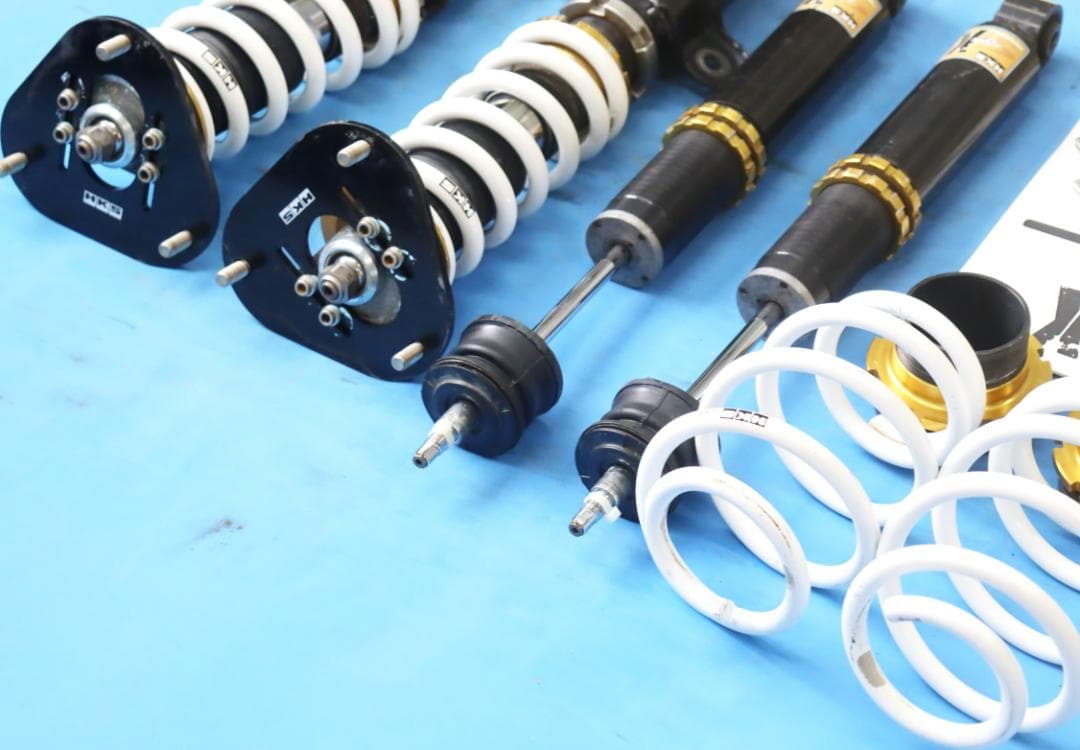 トヨタ プリウス ZVW30 ZVW35　HKS STYLE-X　車高調